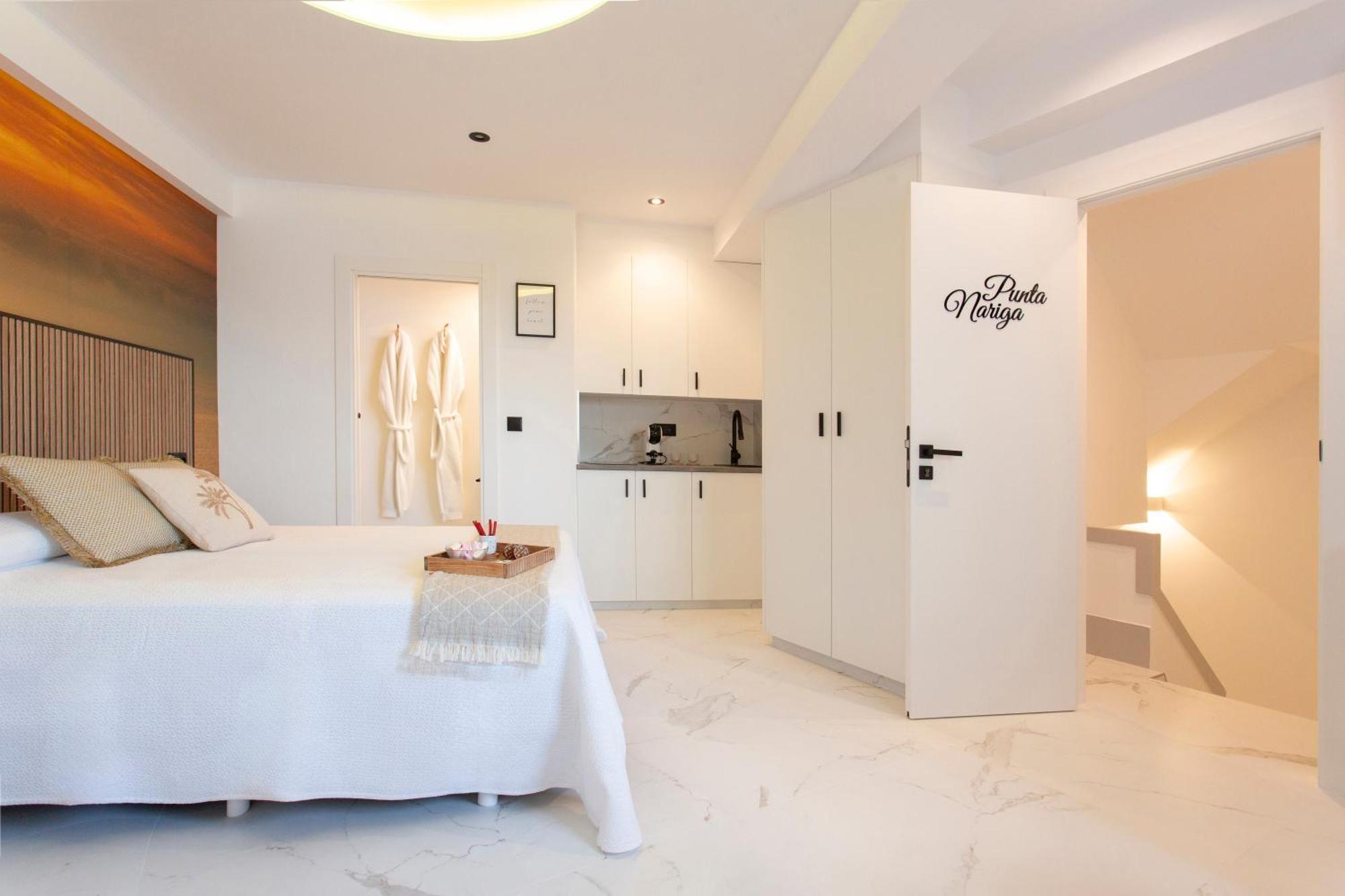 Apartamentos Triple M Мальпіка Екстер'єр фото
