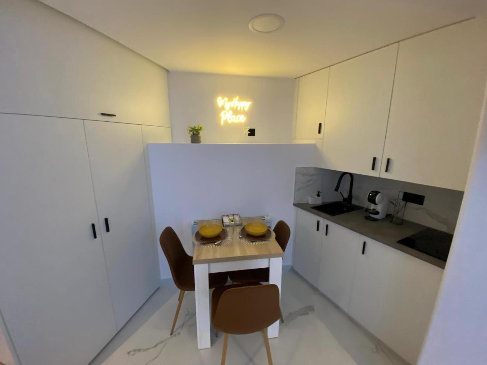 Apartamentos Triple M Мальпіка Екстер'єр фото